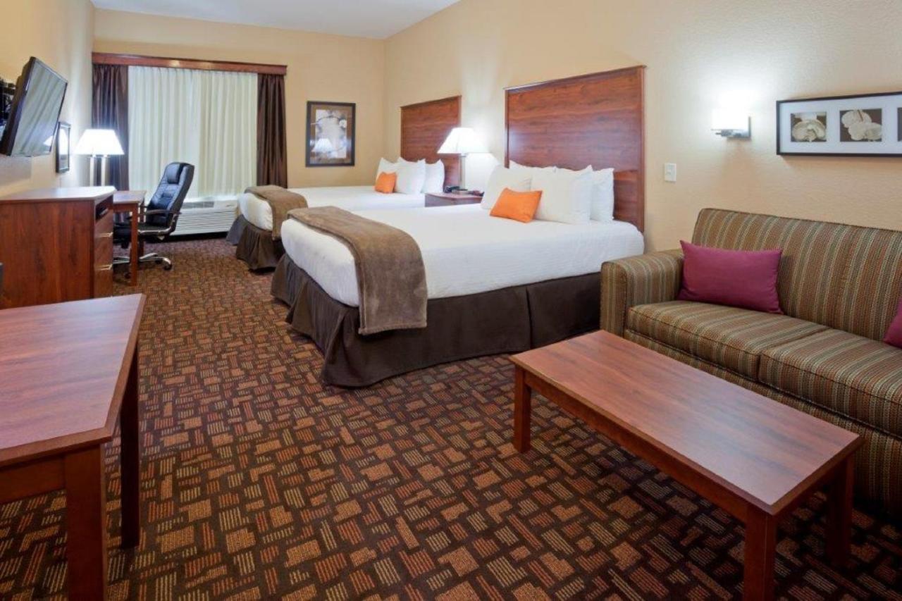 Grand Forks Lodge And Suites المظهر الخارجي الصورة