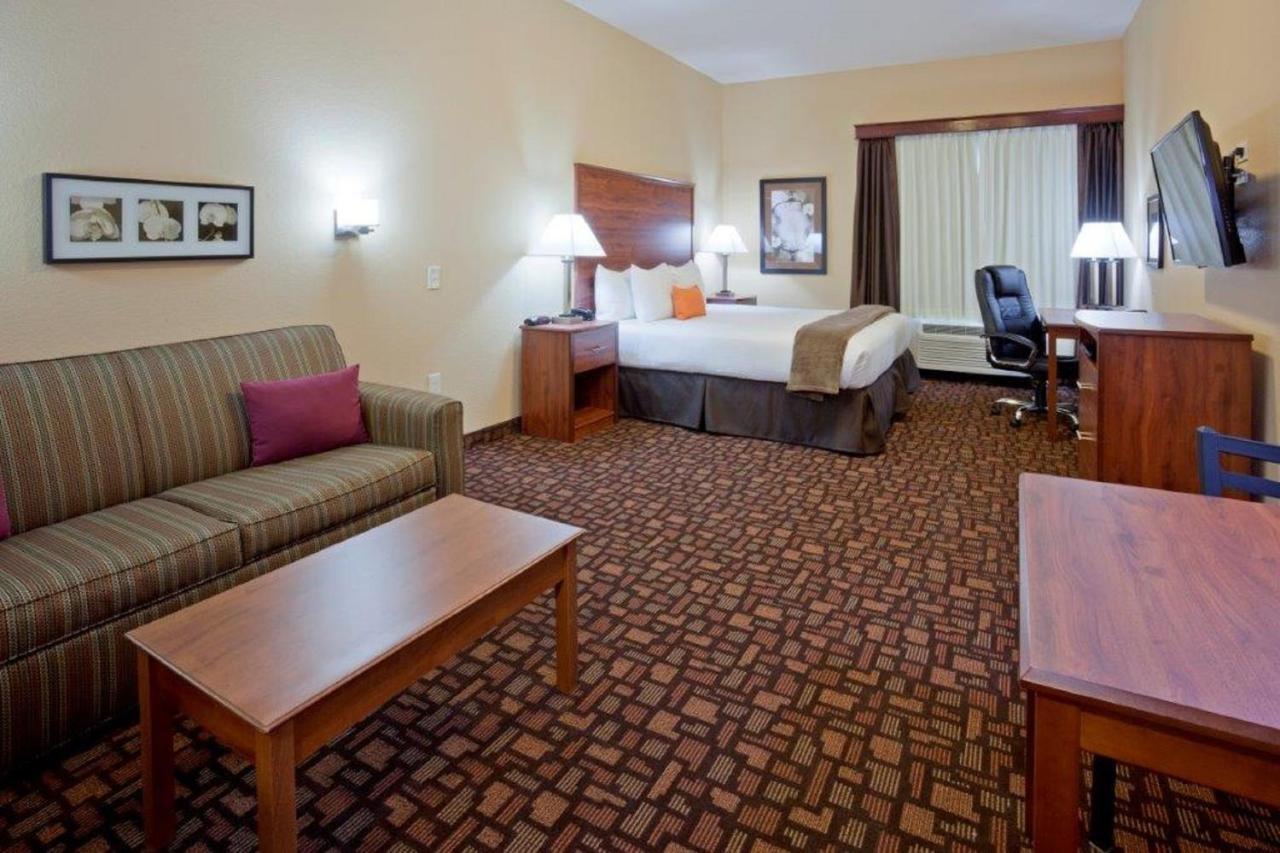 Grand Forks Lodge And Suites المظهر الخارجي الصورة